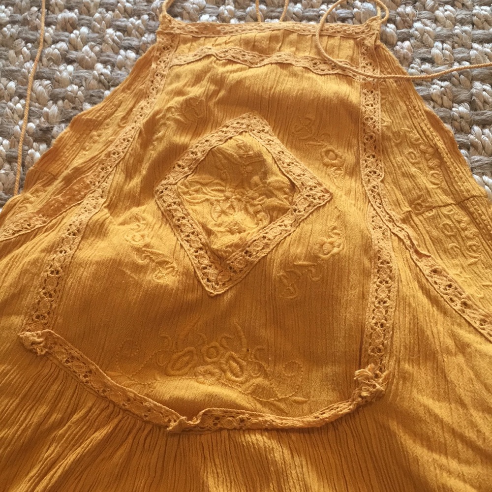 NWOT C&C California yellow sundress size medium